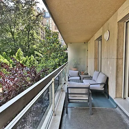 Apartment #vaugirard Mairie Du 15eme - Ii Paris